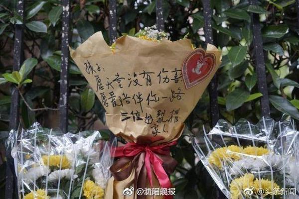 黄健翔：媒体一边倒看好大巴黎，切尔西能否再来一次黑马逆袭？